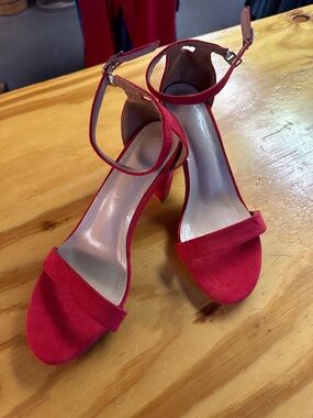 Miulauniula Women’s Red Ankle-Strap Block Heel Sandals Size 38